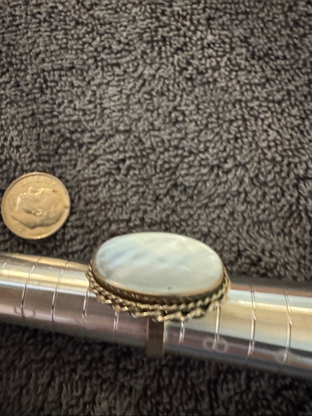 Sterling Silver Mother-of-Pearl Oval Cocktail Ring - White